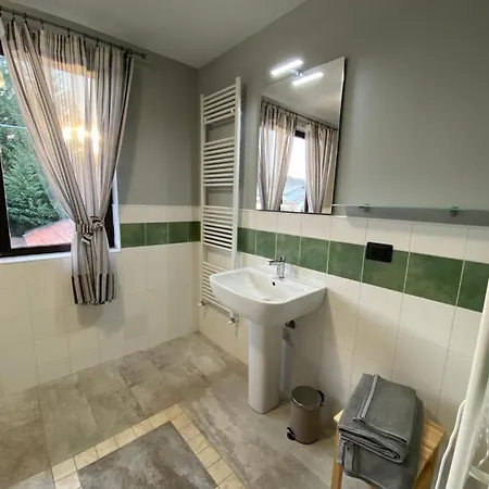 Appartamento Montechiaro D'Asti * Montechiaro d'Asti